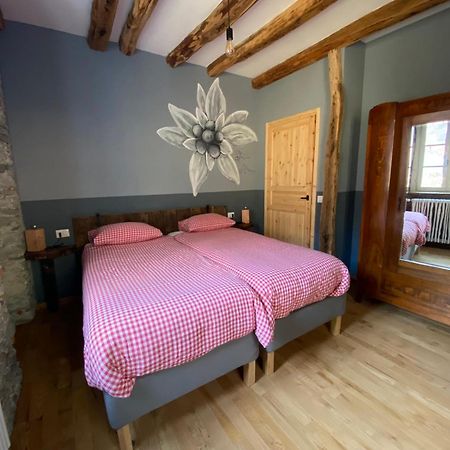 Mountain Cabin Valsesia Appartement Stella Varallo Bagian luar foto